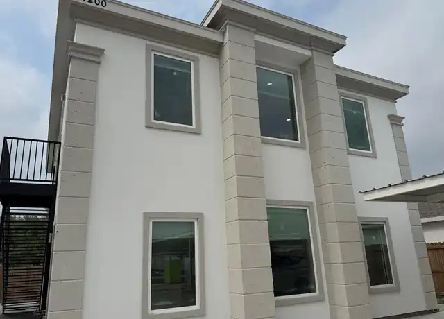 Property at 1200 Sucre Dr Unit 1, Edinburg, TX, 78541, 3 beds, 2 baths, [object Object]