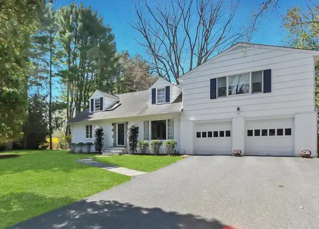 Property at 5 Town Crier Ln, Westport, CT, 06880, 4 beds, 3.5 baths, [object Object]