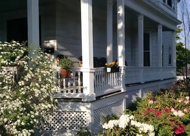 Property at 6 Webster St Unit A, Nashua, NH, 03064, 2 beds, 1 bath, [object Object]
