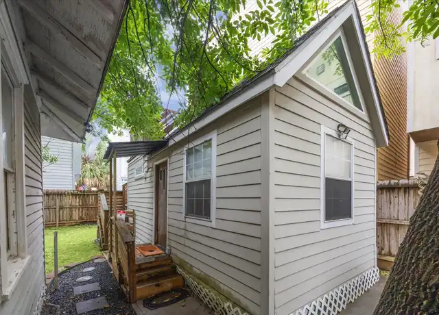 Property at 914 Snover St Unit B, Houston, TX, 77007, 1 bed, 1 bath, [object Object]