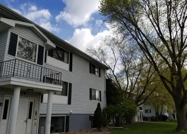 Property at 3224 Neola St Unit 3216 3220, Cedar Falls, IA, 50613, 2 beds, 1 bath, [object Object]