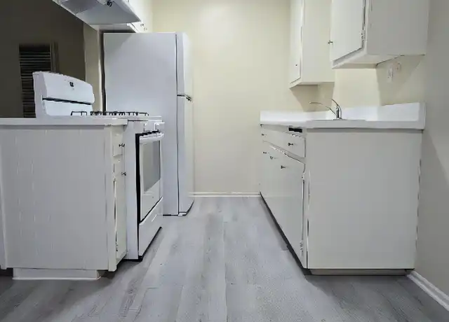 Property at 530 N Wilson Ave Unit 4, Pasadena, CA, 91106, 1 bed, 1 bath, [object Object]