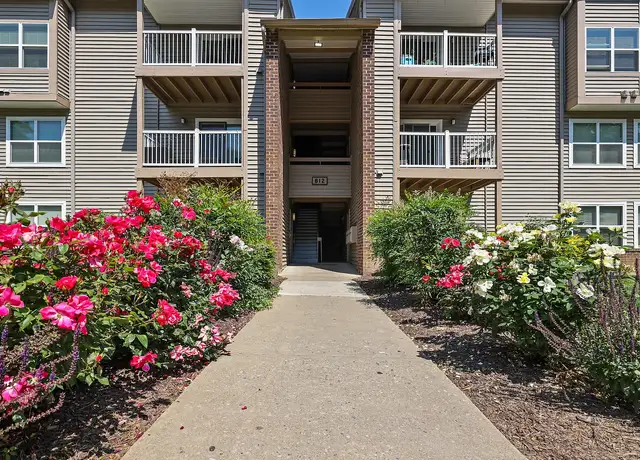 Photo of 404 Christopher Ave, Gaithersburg, MD 20879