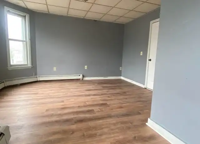 Property at 220 E Eagle St Unit 2, East Boston, MA, 02128, 3 beds, 1 bath, [object Object]