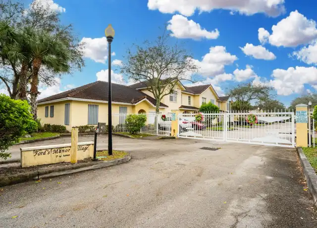 Property at 1235 NW 27th Ave, Pompano Beach, FL, 33069, 3 beds, 2 baths, [object Object]