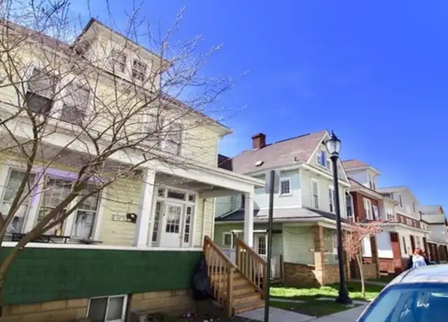 Property at 233-235 Grant Ave Unit 235, Morgantown, WV, 26505, 2 beds, 1 bath, [object Object]