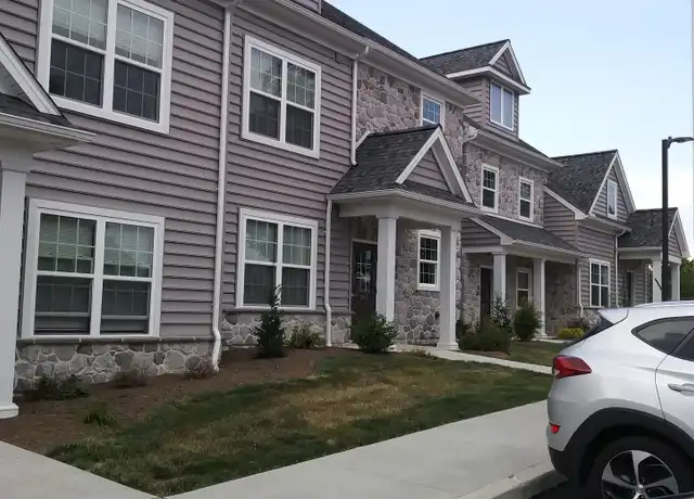 Property at 236 Oakridge Dr, Mountville, PA, 17554, 2 beds, 2 baths, [object Object]