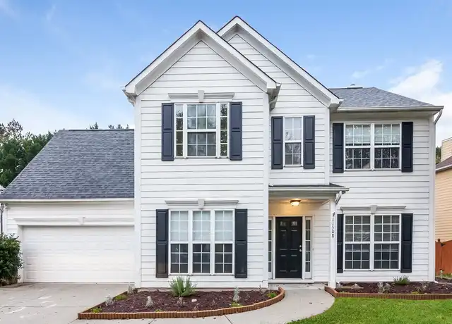 Property at 11508 Fox Hill Dr, Charlotte, NC, 28269, 4 beds, 2 baths, [object Object]