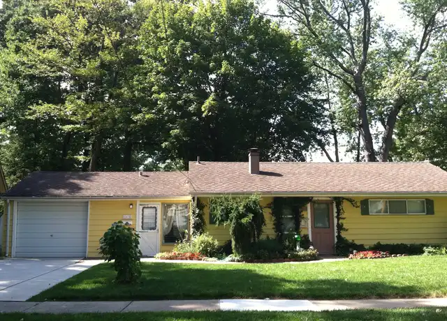 Property at 2435 Ardmore Ave, Royal Oak, MI, 48073, 2 beds, 1 bath, [object Object]