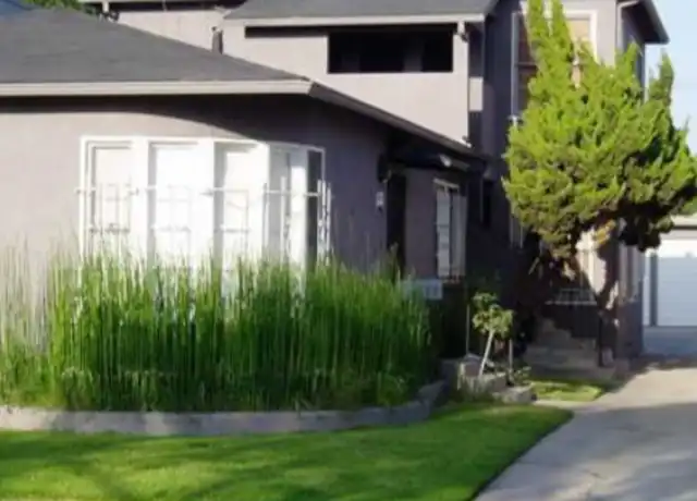 Property at 500 Almond Ave Unit 500-D, Long Beach, CA, 90802, 4 beds, 2 baths, [object Object]