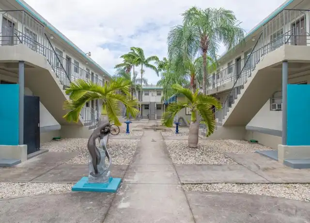 Property at 449 NW 8th St #101, Miami, FL, 33136, 1 bed, 1 bath, [object Object]