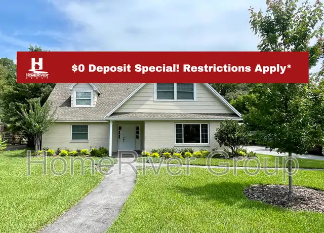 Property at 2105 W Country Club Dr, Tampa, FL, 33612, 4 beds, 2 baths, [object Object]