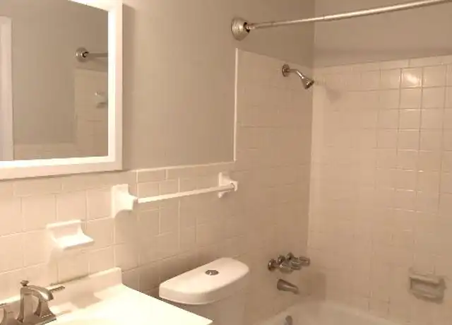 Property at 6371 Gateway Ave Unit 6323 6335, Sarasota, FL, 34231, 1 bed, 1 bath, [object Object]