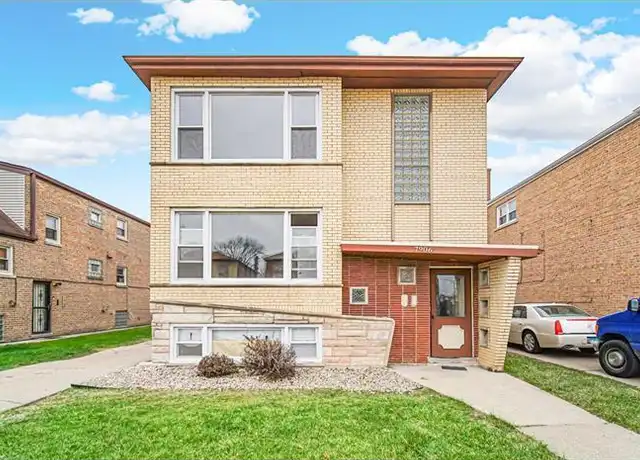 Property at 7900 S Whipple St Unit 2, Chicago, IL, 60652, 3 beds, 1 bath, [object Object]