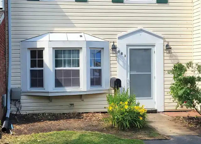 Property at 683 Towne Center Dr, Joppa, MD, 21085, 2 beds, 1.5 baths, [object Object]