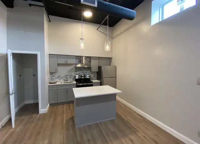 Property at 159 Washington St Unit 42, Binghamton, NY, 13901, 1 bed, 1 bath, [object Object]