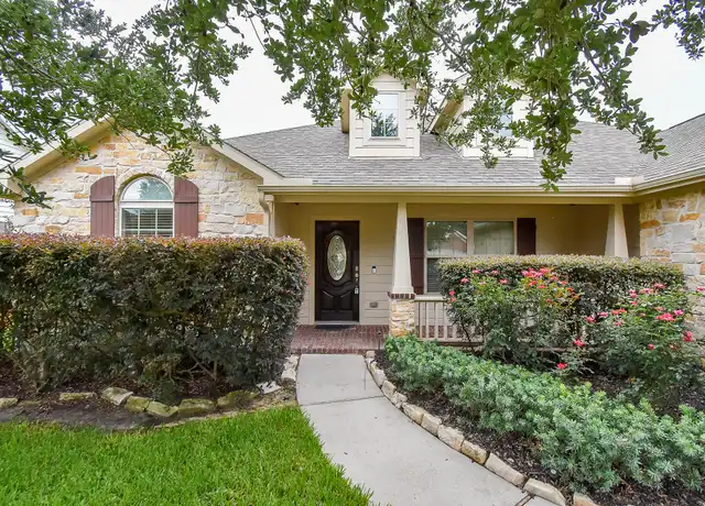 Property at 231 S Lantana Cir, Sealy, TX, 77474, 3 beds, 2 baths, [object Object]