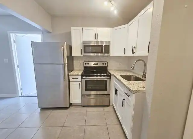 Property at 641 NE 8th Ave, Fort Lauderdale, FL, 33304, 1 bed, 1 bath, [object Object]