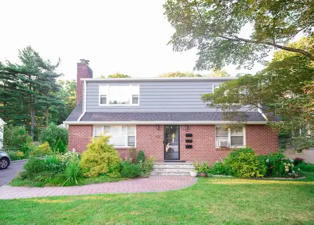 Property at 65 Virginia Ave, Dobbs Ferry, NY, 10522, 2 beds, 1 bath, [object Object]