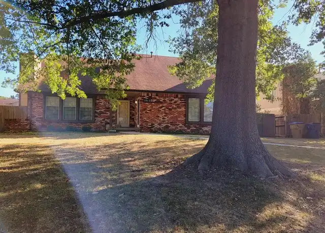Property at 1015 E Redwood Rd, Derby, KS, 67037, 3 beds, 1.5 baths, [object Object]