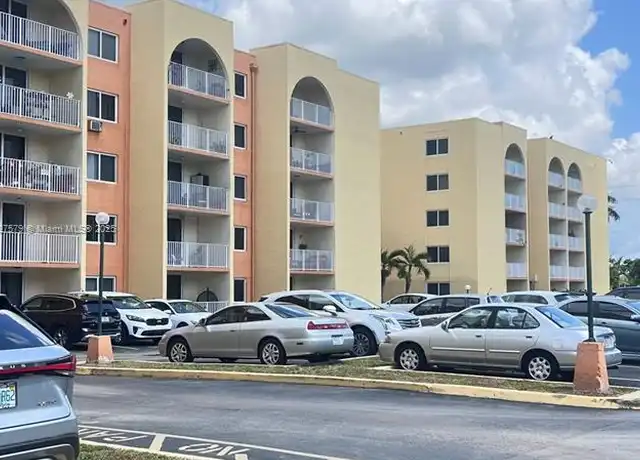 Property at 6990 NW 186th St Unit 4-210A, Hialeah, FL, 33015, 1 bed, 1 bath, [object Object]
