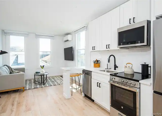 Property at 108-09 Rockaway Beach Dr Unit B, Rockaway Park, NY, 11694, 1 bed, 1 bath, [object Object]