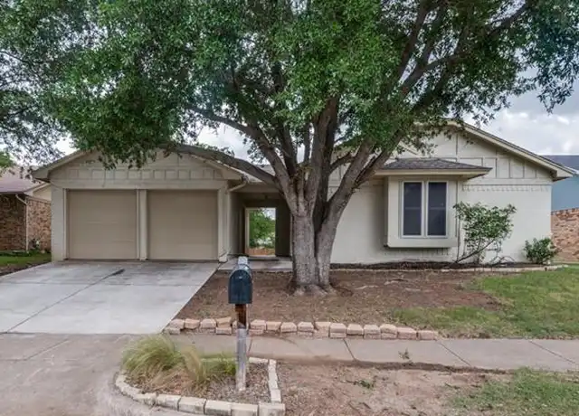 Property at 7804 Pebblebrook Dr, Watauga, TX, 76148, 3 beds, 2 baths, [object Object]