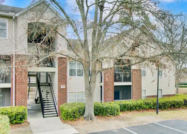 Property at 2011 N Highway 17, Mount Pleasant, SC, 29466, 3 beds, 2 baths, [object Object]