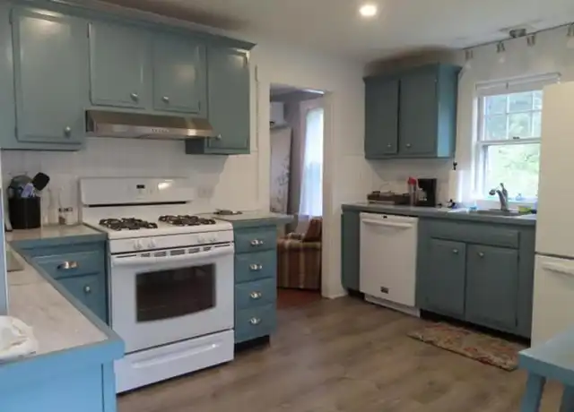 Property at 42 Water St, Meredith, NH, 03253, 2 beds, 1 bath, [object Object]