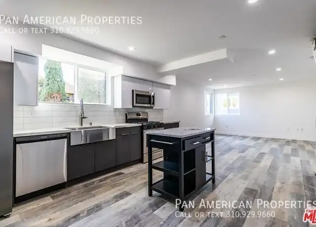 Property at 1309 N Orange Dr, Los Angeles, CA, 90028, 2 beds, 2 baths, [object Object]