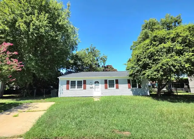 Property at 2203 Gurley Ct, Hampton, VA, 23663, 3 beds, 1 bath, [object Object]