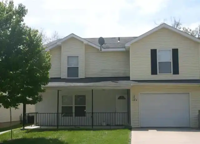 Property at 405 Kickapoo St Unit A, Leavenworth, KS, 66048, 3 beds, 1.5 baths, [object Object]