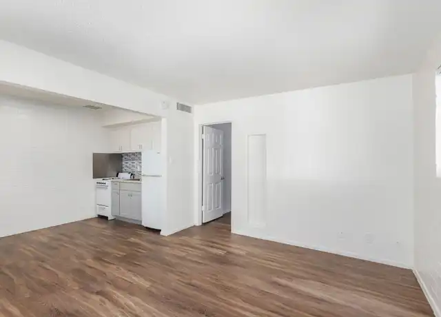 Property at 827 W 1st St Unit 815B, Tempe, AZ, 85281, 1 bed, 1 bath, [object Object]