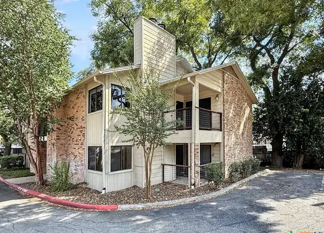 Property at 421 W San Antonio St Unit A4, San Marcos, TX, 78666, 2 beds, 1 bath, [object Object]