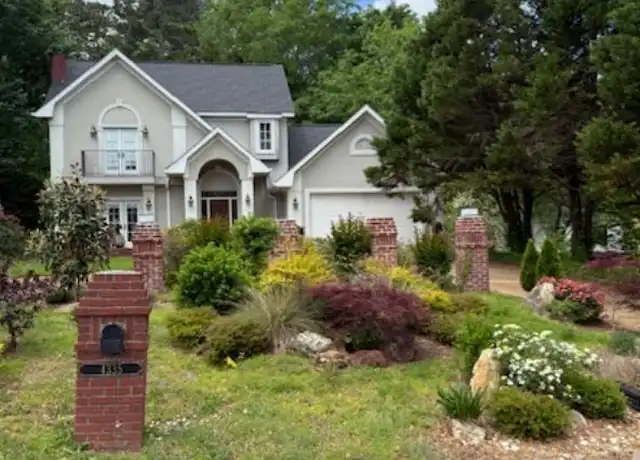 Property at 4335 18th Ave, Meridian, MS, 39305, 3 beds, 2.5 baths, Contact for Price