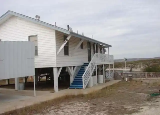 Property at 108 Rough Canyon Rd, Del Rio, TX, 78840, 2 beds, 1 bath, [object Object]