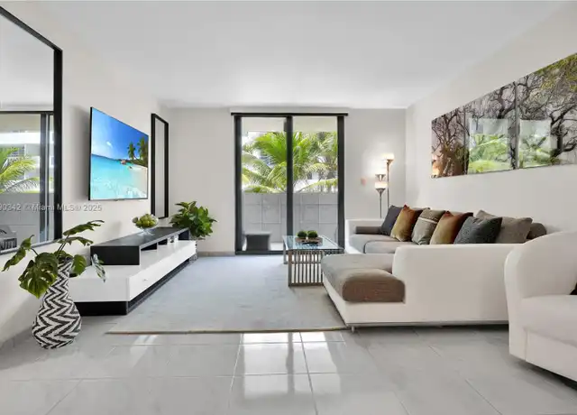 Property at 1623 Collins Ave #609, Miami Beach, FL, 33139, 2 beds, 2 baths, [object Object]