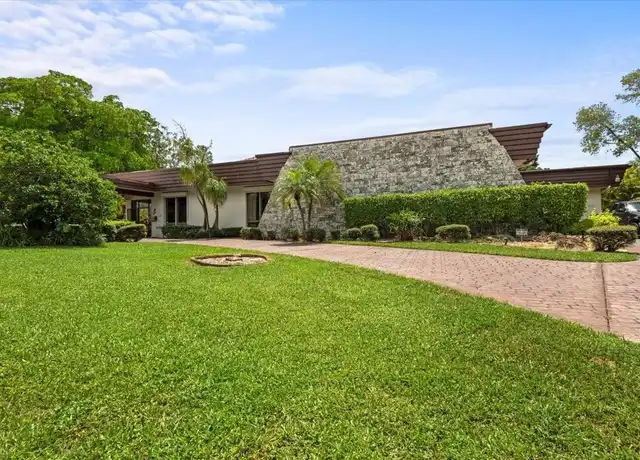 Property at 5304 Woodlands Blvd, Tamarac, FL, 33319, 5 beds, 4.5 baths, [object Object]