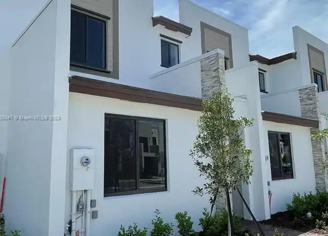Property at 20675 NE 7th Pl Unit 20765, North Miami Beach, FL, 33179, 3 beds, 3 baths, [object Object]
