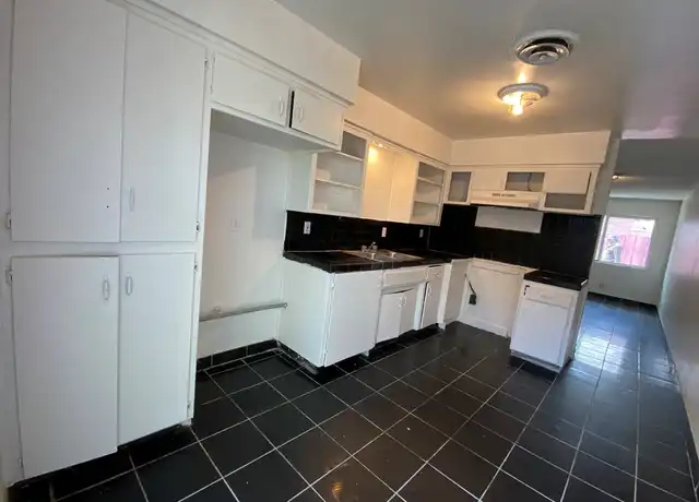 Property at 1108 Monterey St Unit D, Bakersfield, CA, 93305, 2 beds, 1 bath, [object Object]