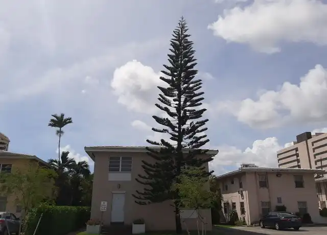 Property at 110 Antiquera Ave. - 110 Antiquera Ave, Coral Gables, FL, 33134, 1 bed, 1 bath, [object Object]