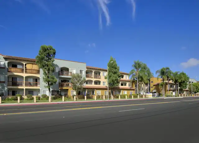 Property at 16171 Springdale St Unit 206, Huntington Beach, CA, 92649, 1 bed, 1 bath, [object Object]