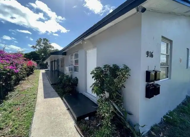 Property at 916 4th St #1, West Palm Beach, FL, 33401, 2 beds, 1 bath, [object Object]