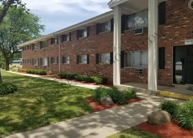 Property at 5215 58th Ave Unit 5215-24, Kenosha, WI, 53144, 2 beds, 1 bath, [object Object]