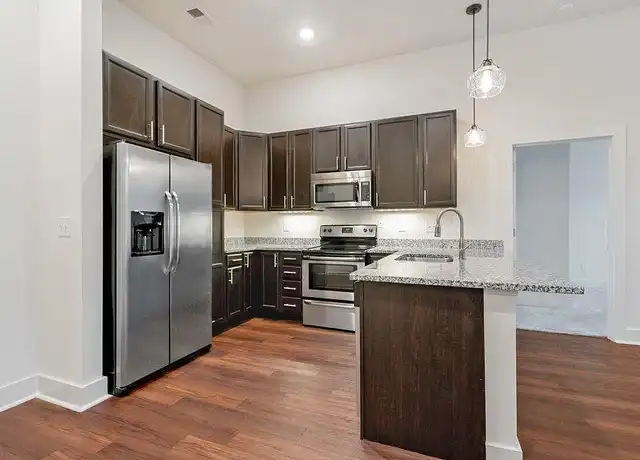 Property at The Luxe at Indian Lake Village - 130 Cinema Dr, Hendersonville, TN, 37075, 1-2 bed, 1-2 bath, [object Object]