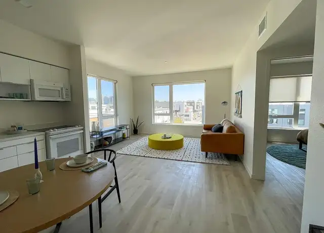Photo of 490 Mill St, West Sacramento, CA 95691