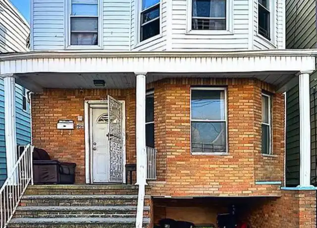 Property at 32 E 15th St, Bayonne, NJ, 07002, 3 beds, 1 bath, [object Object]