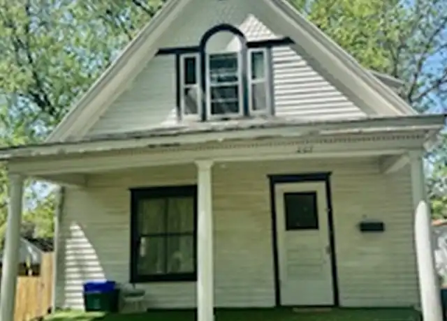 Property at 207 S Yale St, Vermillion, SD, 57069, 3 beds, 2 baths, [object Object]