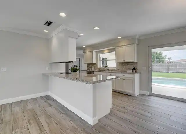 Property at 798 SW 15th Ave, Boca Raton, FL, 33486, 4 beds, 3 baths, [object Object]