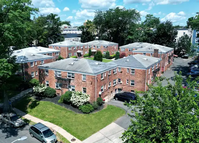 Property at 47 Bross Pl Unit 26, Irvington, NJ, 07111, 2 beds, 1 bath, [object Object]
